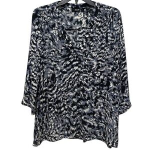 a.n.a A New Approach Blouse - Size L